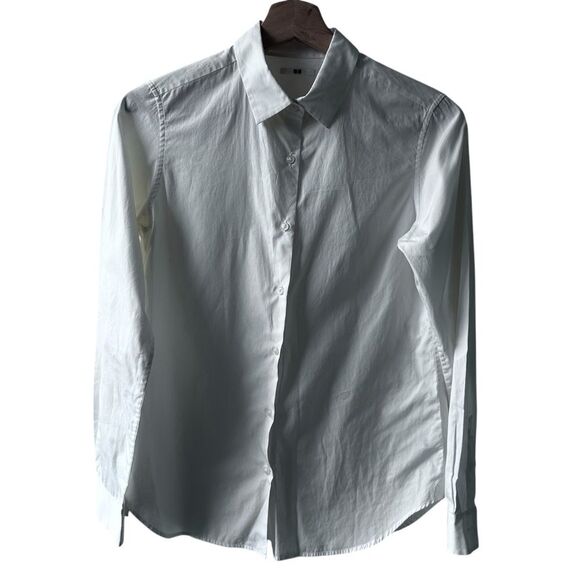Uniqlo White Button-Down Shirt size Small Classic Wardrobe Essential minimalist - Picture 1 of 3